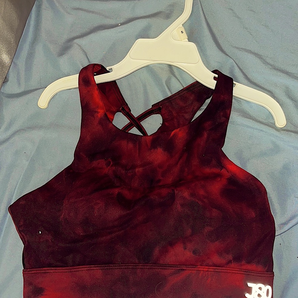 J80 fit sports bra